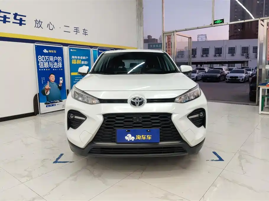 Toyota Wildlander 2022 Facelift 2.0L CVT 2WD Leading Edition фото 2
