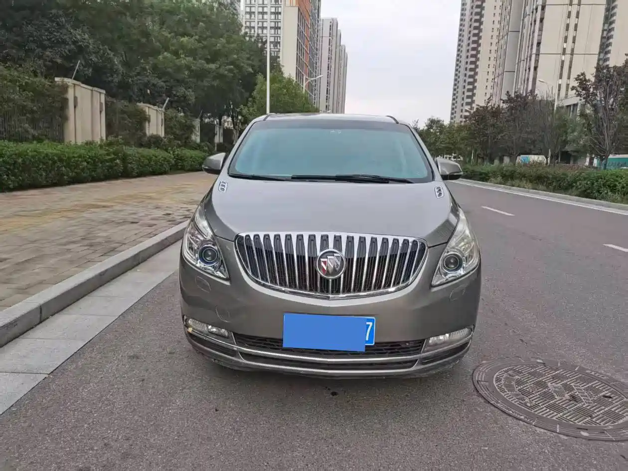 Buick GL8 2011 2011 3.0L XT Luxury Business Flagship