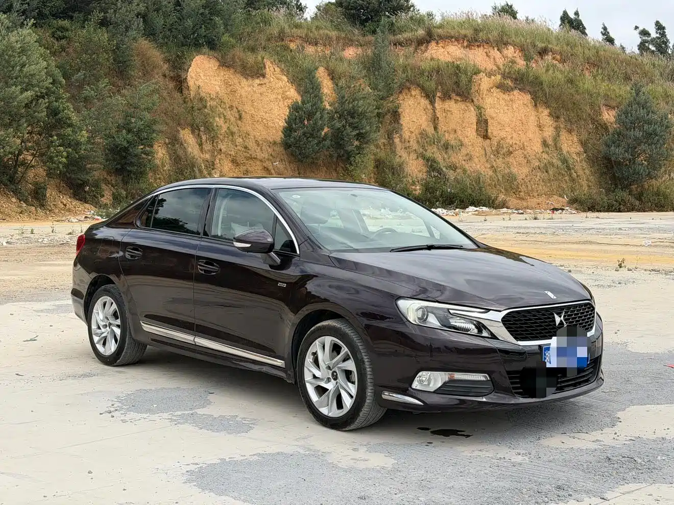 Photo 7 - DS 5LS