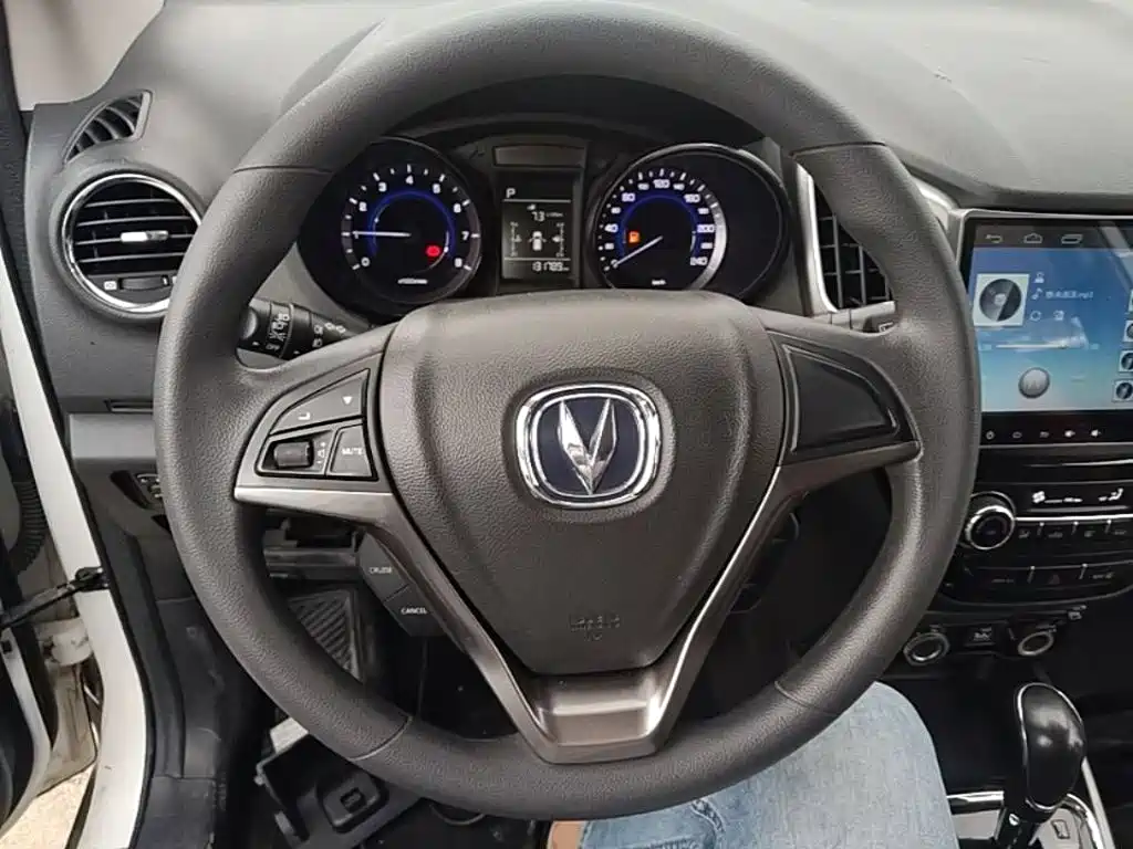 Changan CS15 2016 2016 1.5L Automatic Fashion