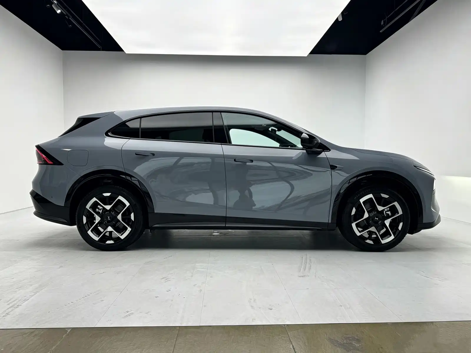 Фото 12 - XPeng G7