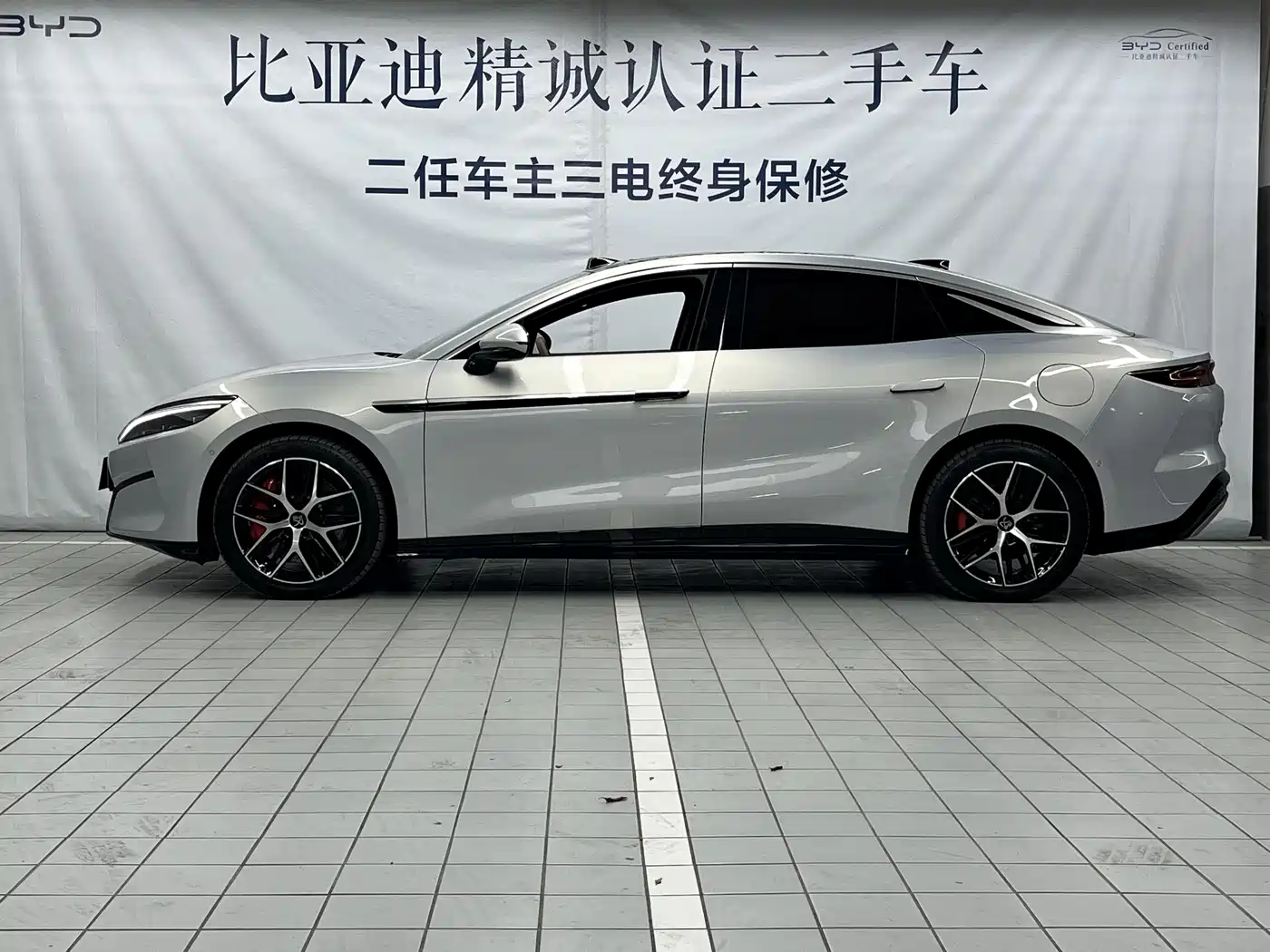 BYD Han L 2025 EV AWD LiDAR Flagship фото 3