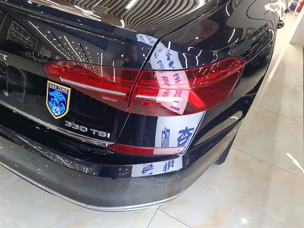 Volkswagen Passat 2019 330TSI Luxury Edition China VI фото 8