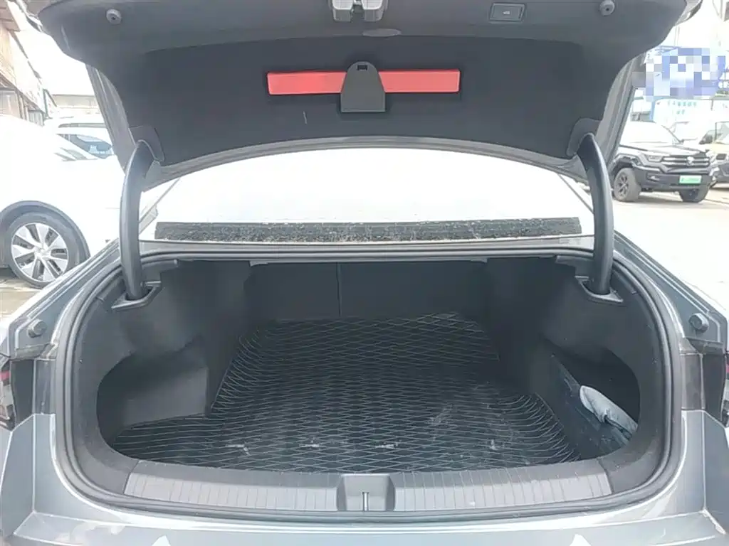 Volkswagen Magotan 2024 380TSI DSG Luxury Edition (Daimai Package) фото 15