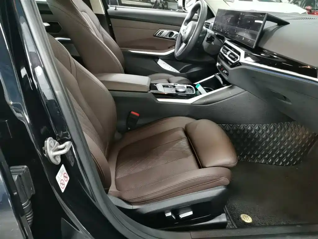 BMW i3 2022 eDrive 35 L фото 25