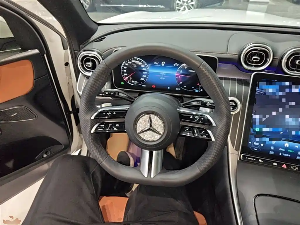 Mercedes-Benz GLC 2023 Facelift GLC 300 L 4MATIC Sport 7-Seater фото 11