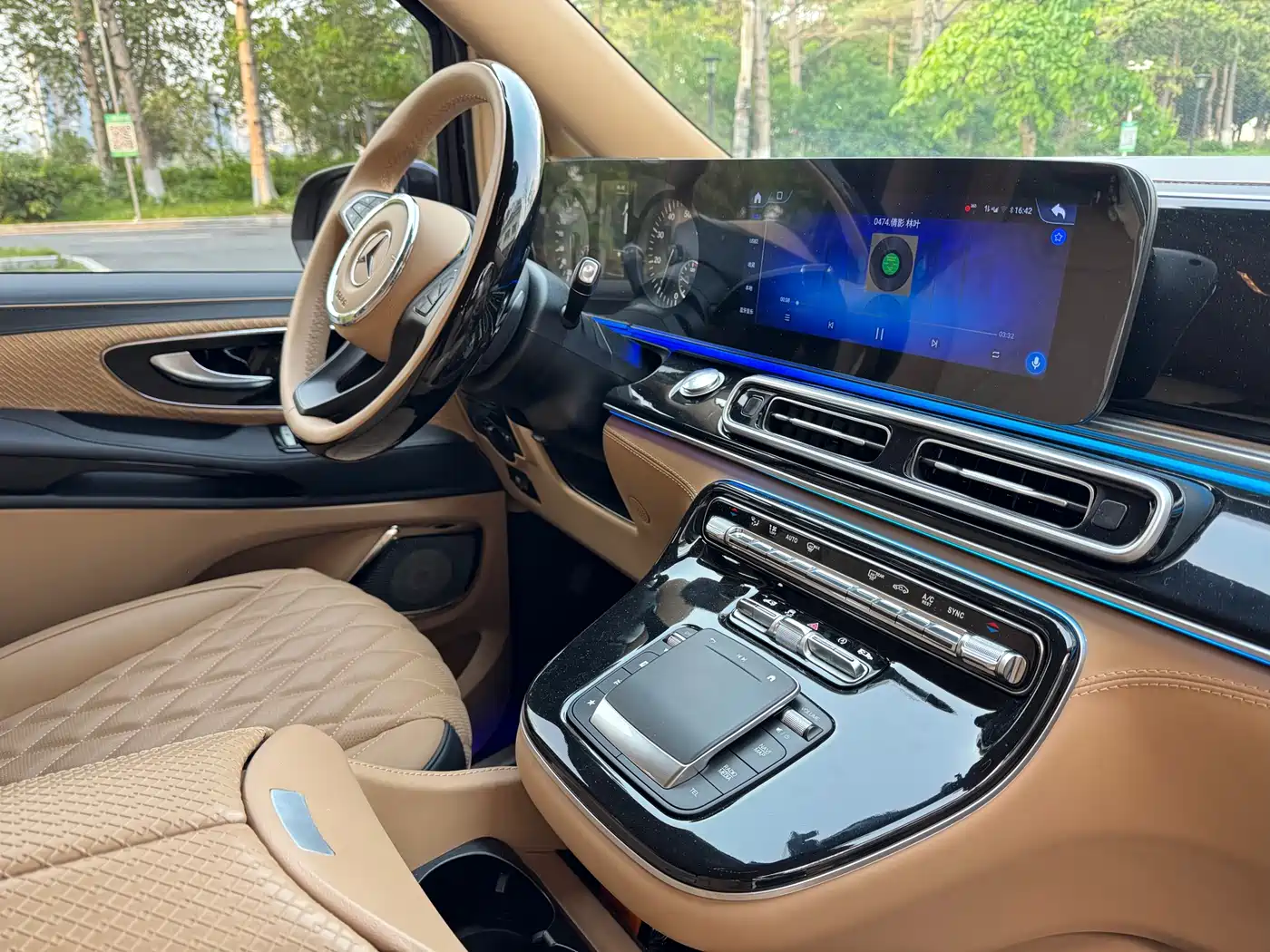 Mercedes-Benz Vito 2018 2.0T Elite Edition 7-seater China VI фото 15