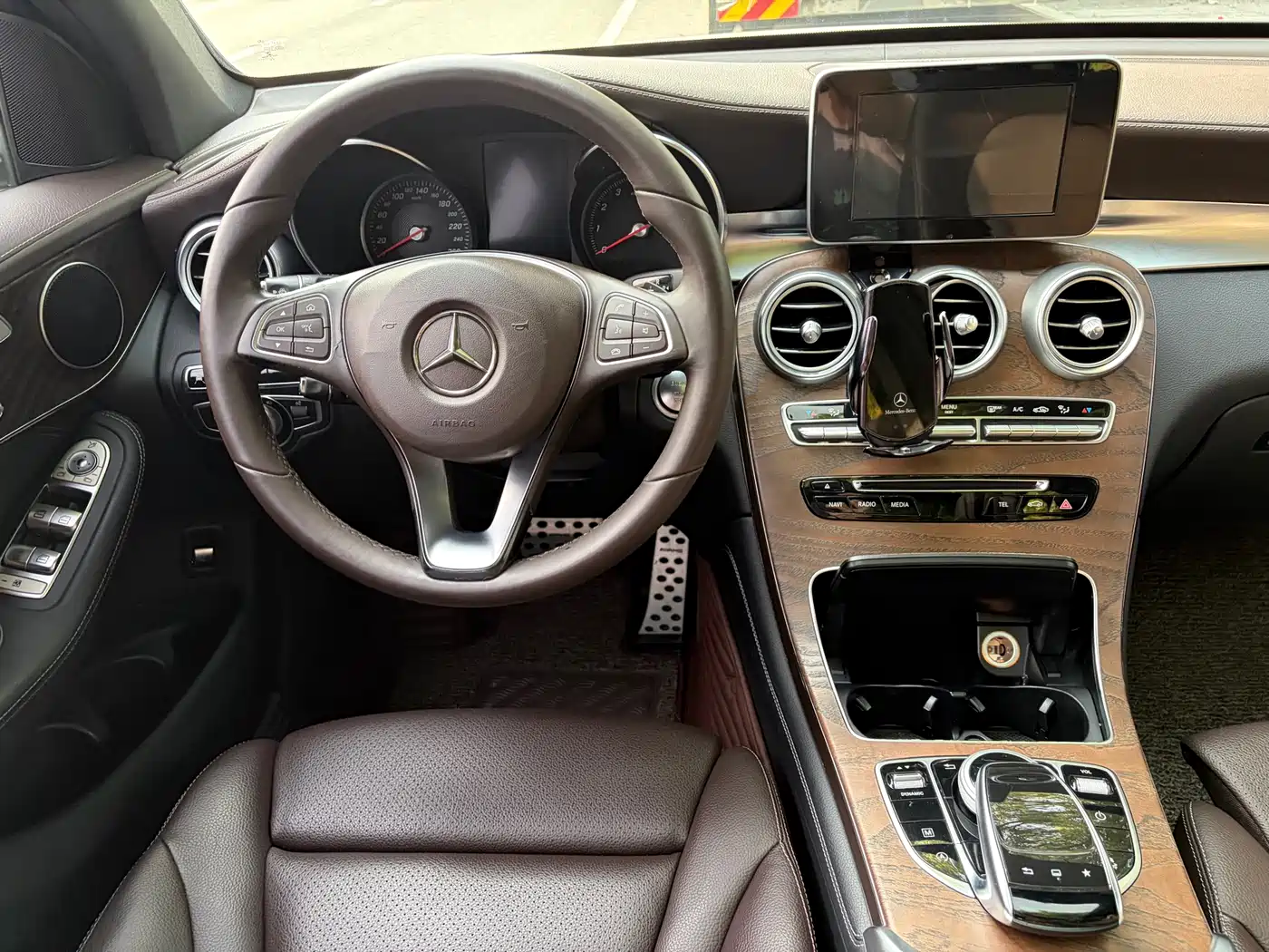 Mercedes-Benz GLC 2016 GLC 300 4MATIC Dynamic фото 11