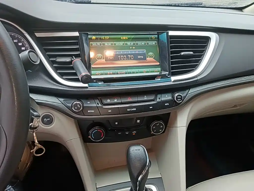 Фото 13 - Buick Excelle