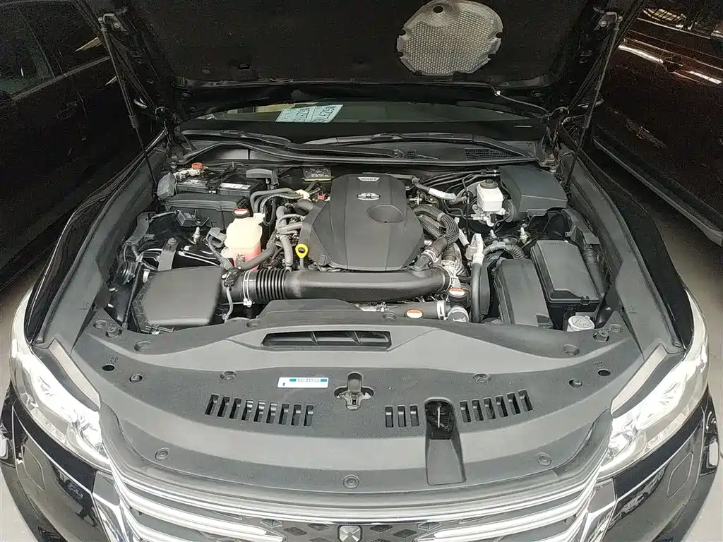 Toyota Crown 2015 2.0T Fashion фото 10