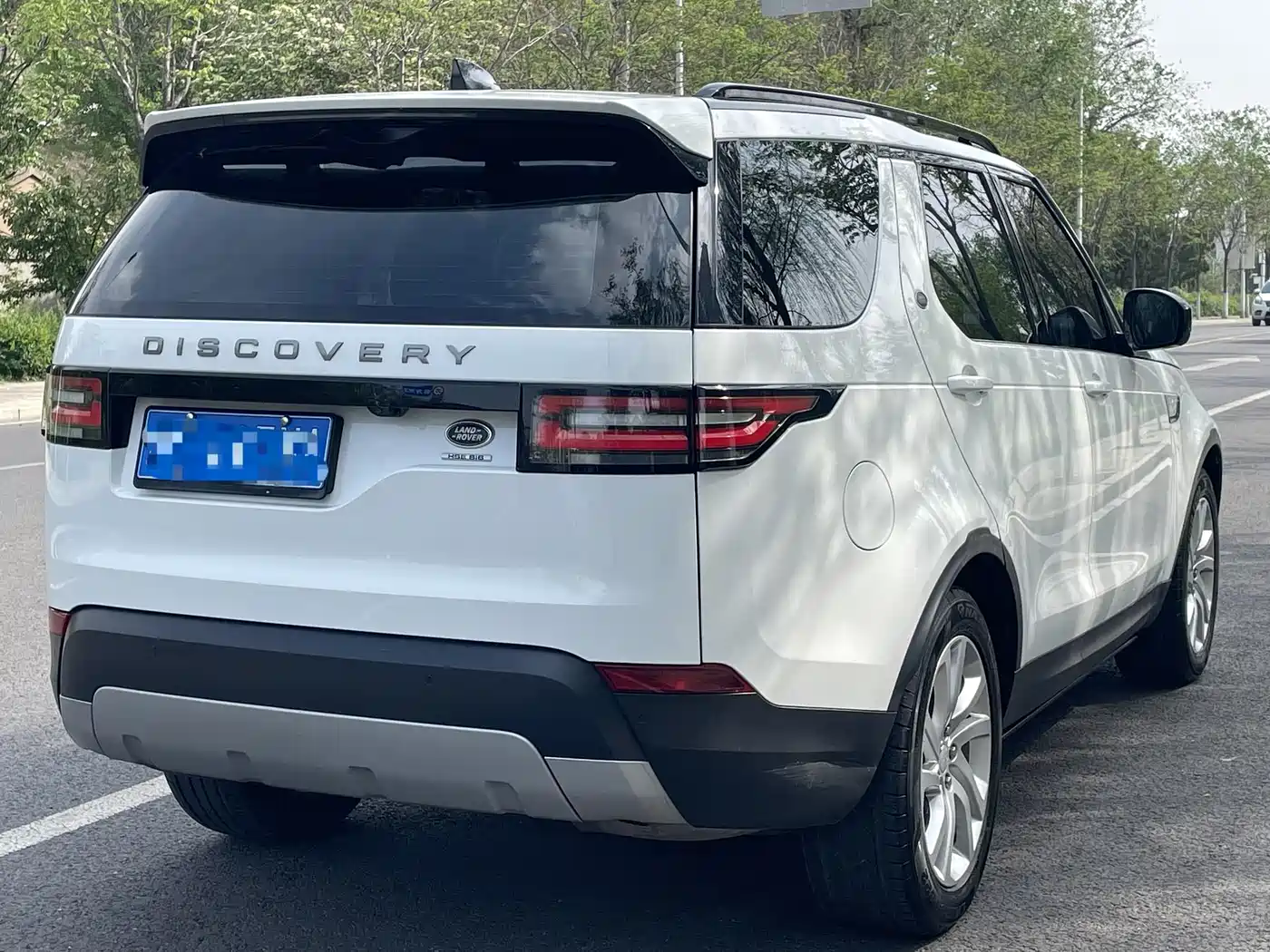 Land Rover Discovery 2017 3.0 SC V6 HSE фото 4