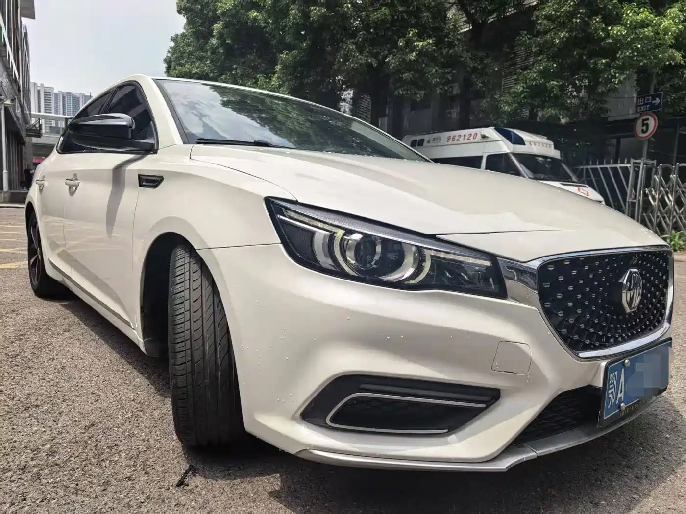 Фото 3 - MG MG6