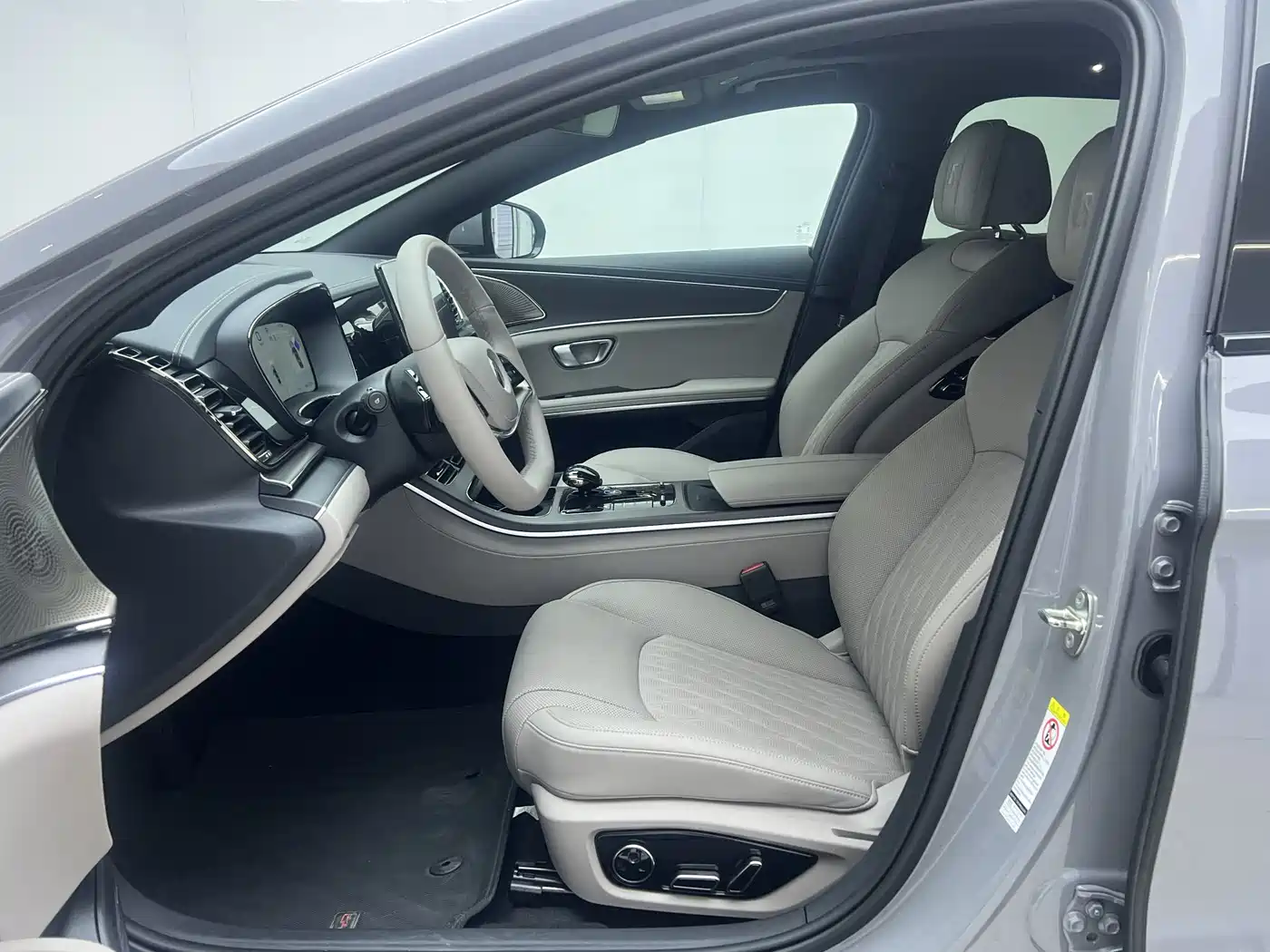 BYD Han 2025 DM-i Smart Driving Edition 125KM LiDAR Flagship фото 25