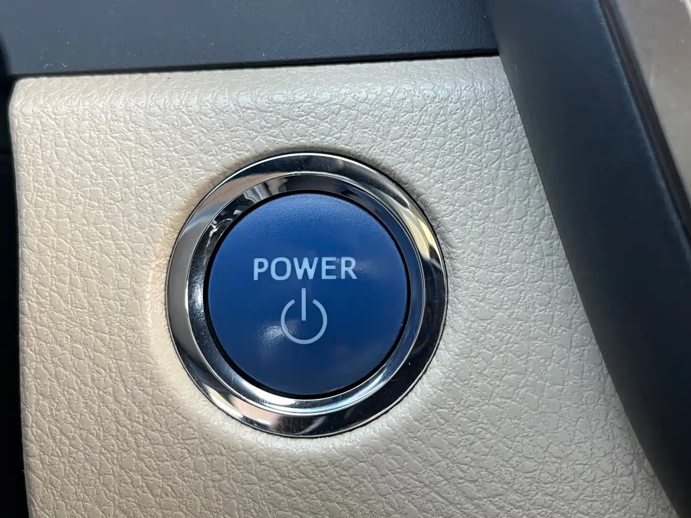 Toyota Camry 2019 Hybrid 2.5HG Luxury Edition China V фото 19