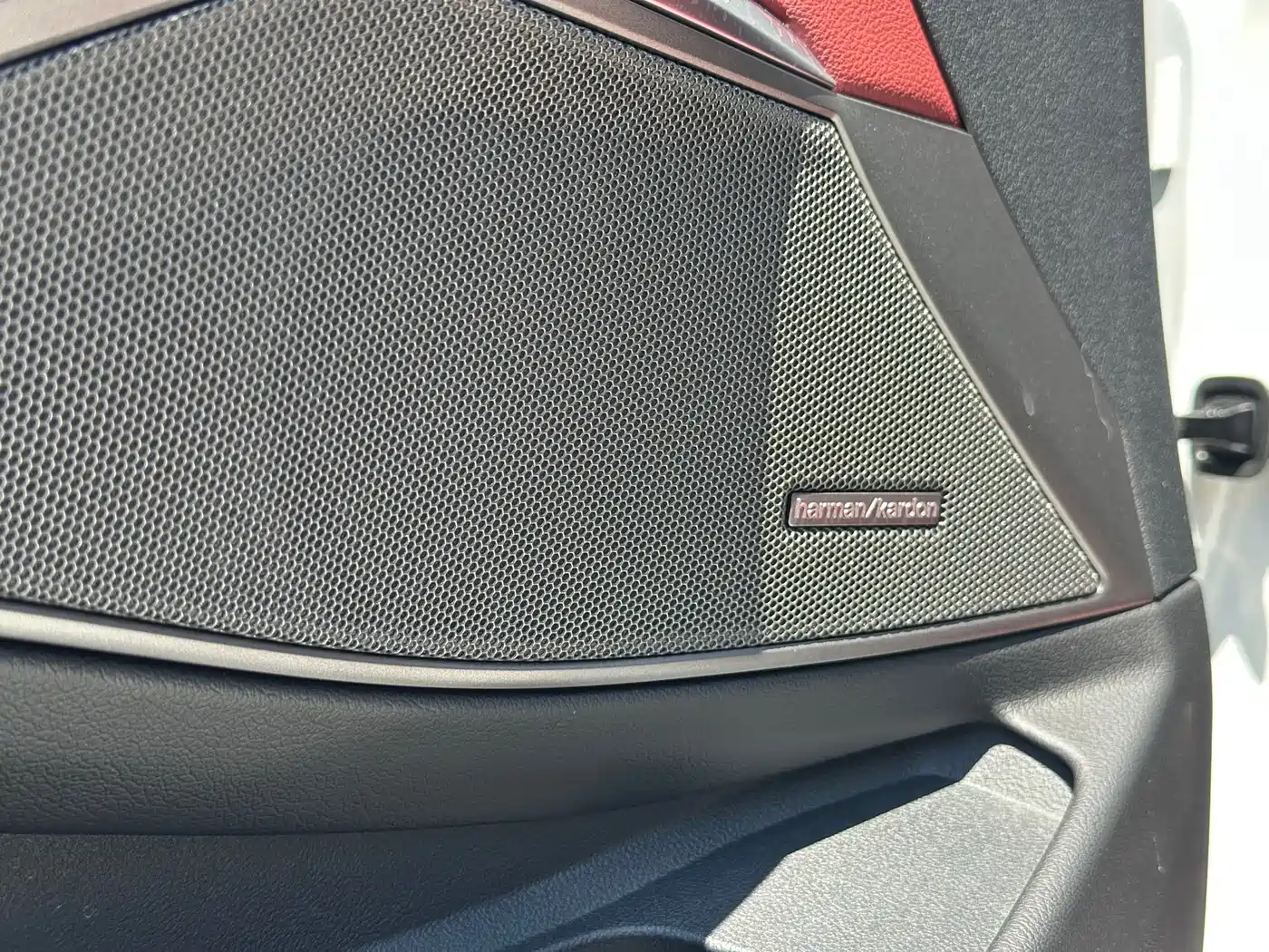 BMW 3 Series 2024 325i M Sport Shadowline Package фото 19