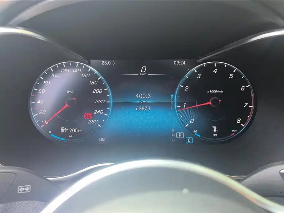 Mercedes-Benz GLC Coupe 2022 GLC 260 4MATIC Coupe SUV фото 14