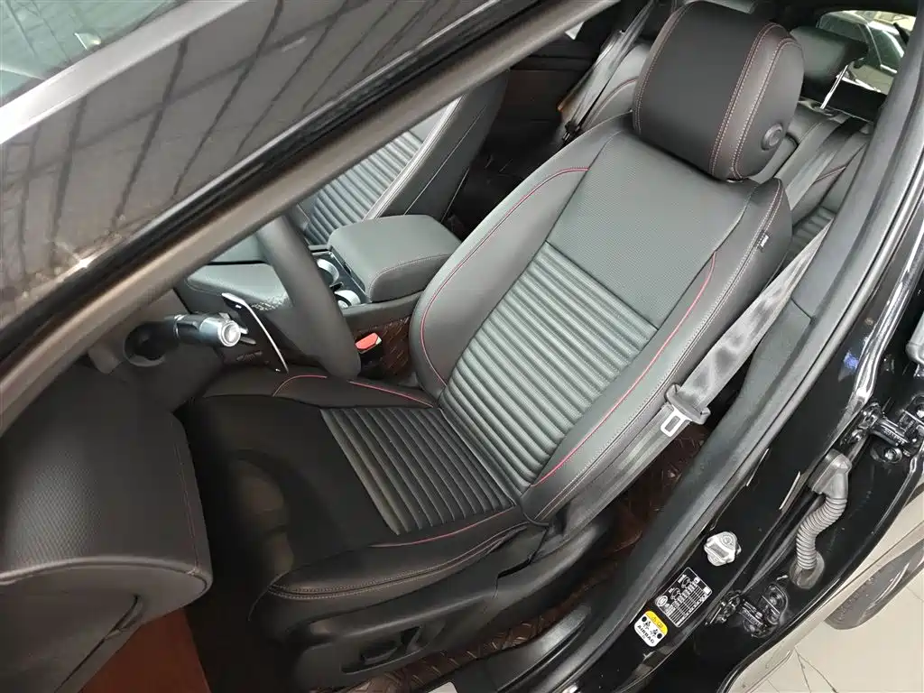 Land Rover Discovery Sport 2022 Model Facelift 249PS R-Dynamic S Performance Edition 5-seater фото 15