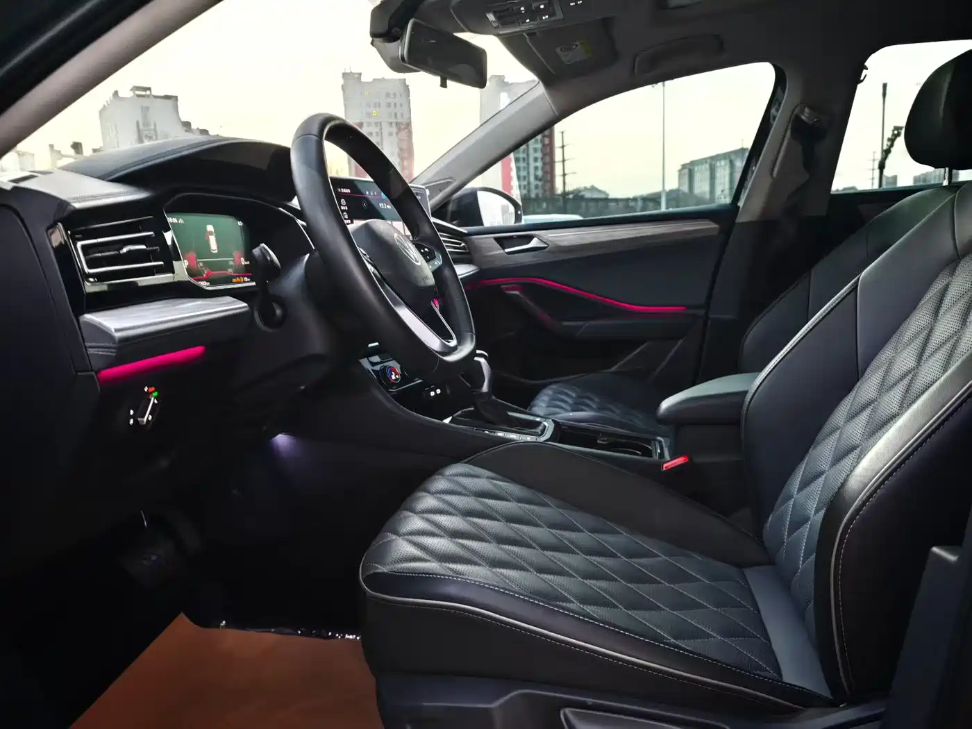Volkswagen Sagitar 2023 300TSI DSG Surpassing Edition фото 4