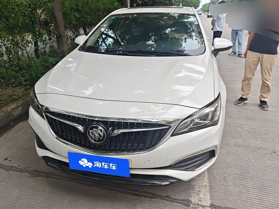 Buick Verano 2018 Sedan 15S Automatic Leading фото 2