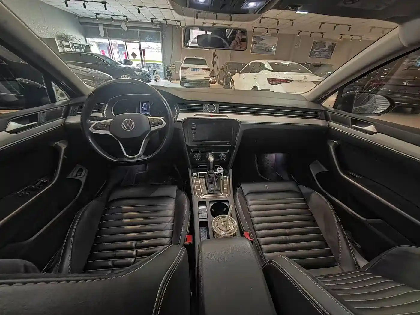 Volkswagen Magotan 2020 280TSI DSG Comfort фото 6