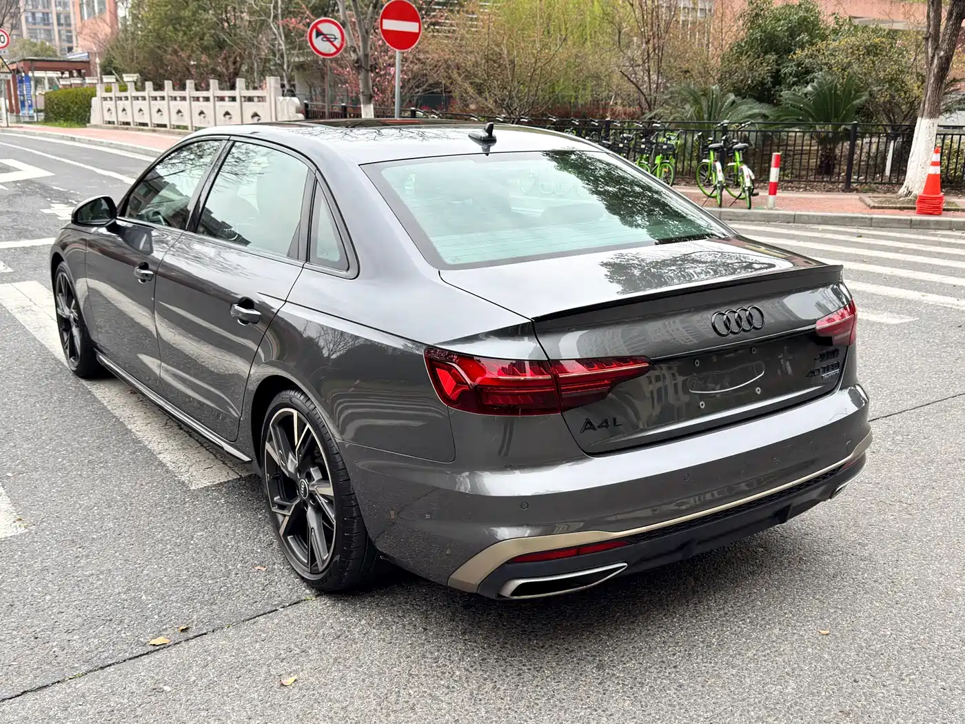 Audi A4L 2024 40 TFSI quattro RS Kit Speed Edition фото 6