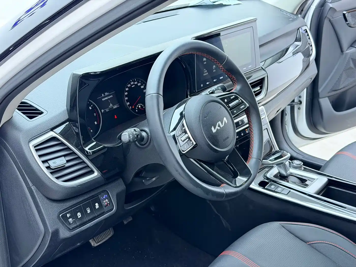 Kia KX3 Smart Run 2021 1.5L CVT Fashion Edition фото 9