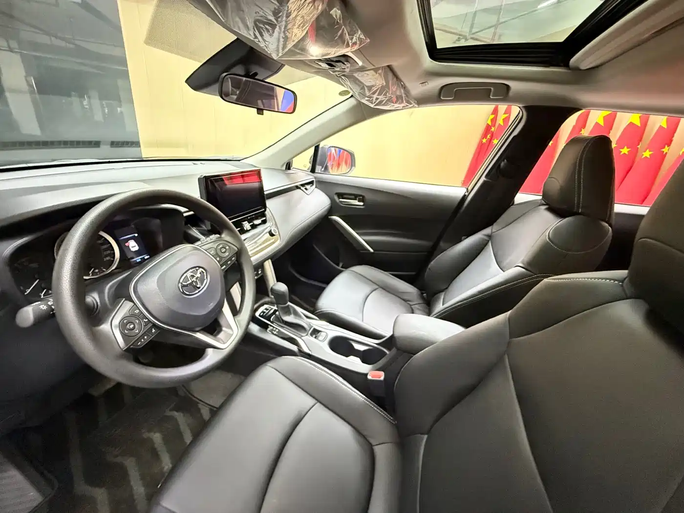 Toyota Corolla Cross 2022 2.0L Premium Edition фото 10