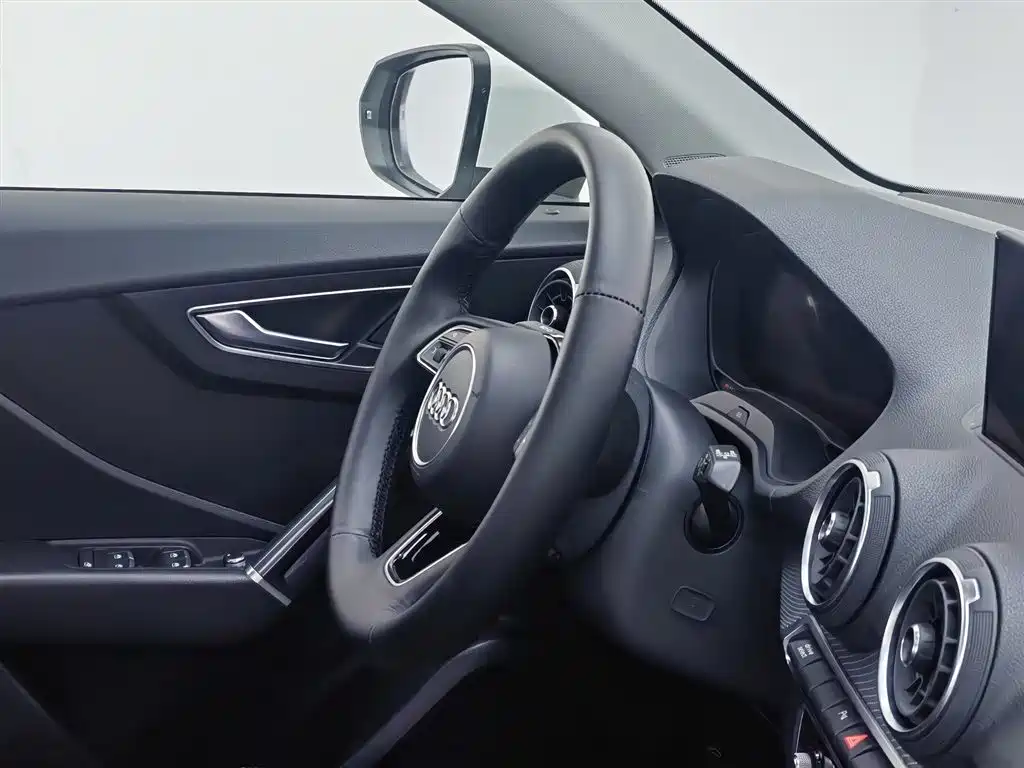 Audi Q2L e-tron 2019 Q2L e-tron Pure Electric Smart Enjoyment фото 22
