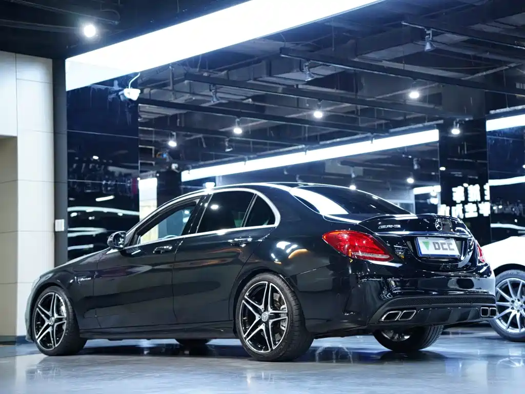 Mercedes-Benz C-Class AMG 2016 2015 AMG C 63