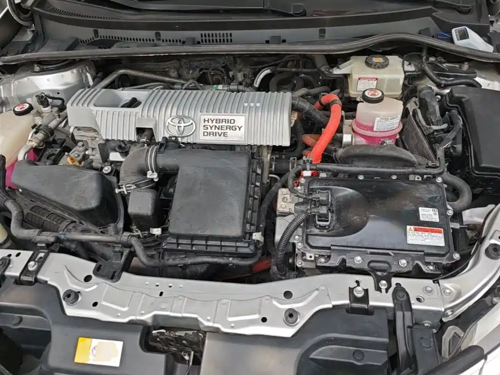 Toyota Corolla 2017 Facelift Hybrid 1.8L E-CVT Elite Edition фото 20