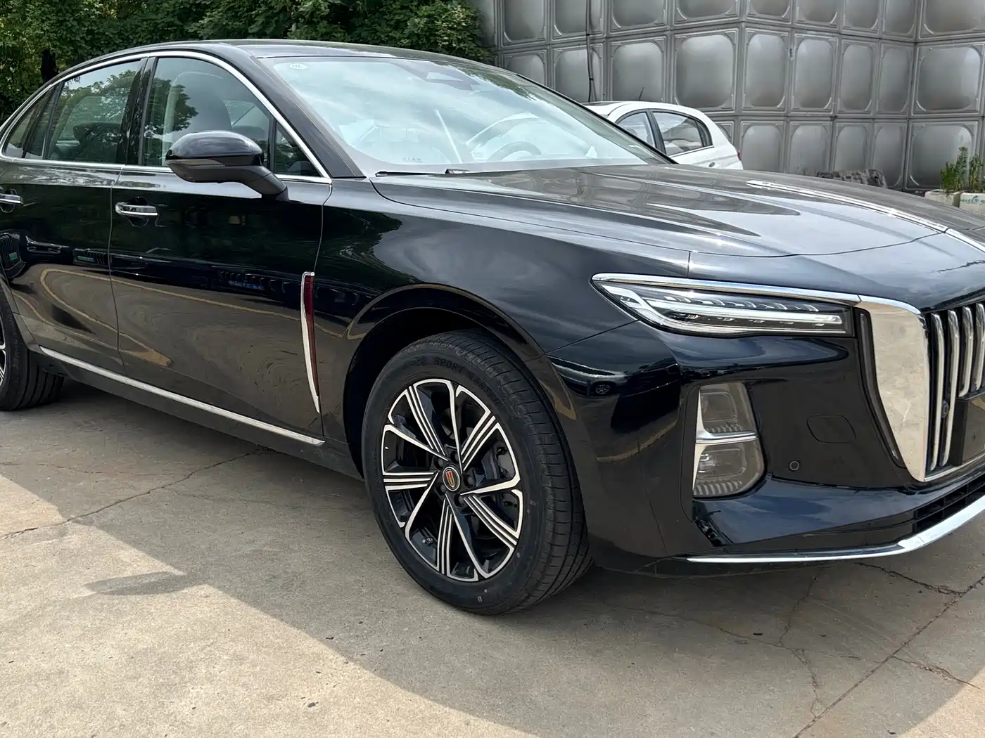 RED FLAG H5 PHEV