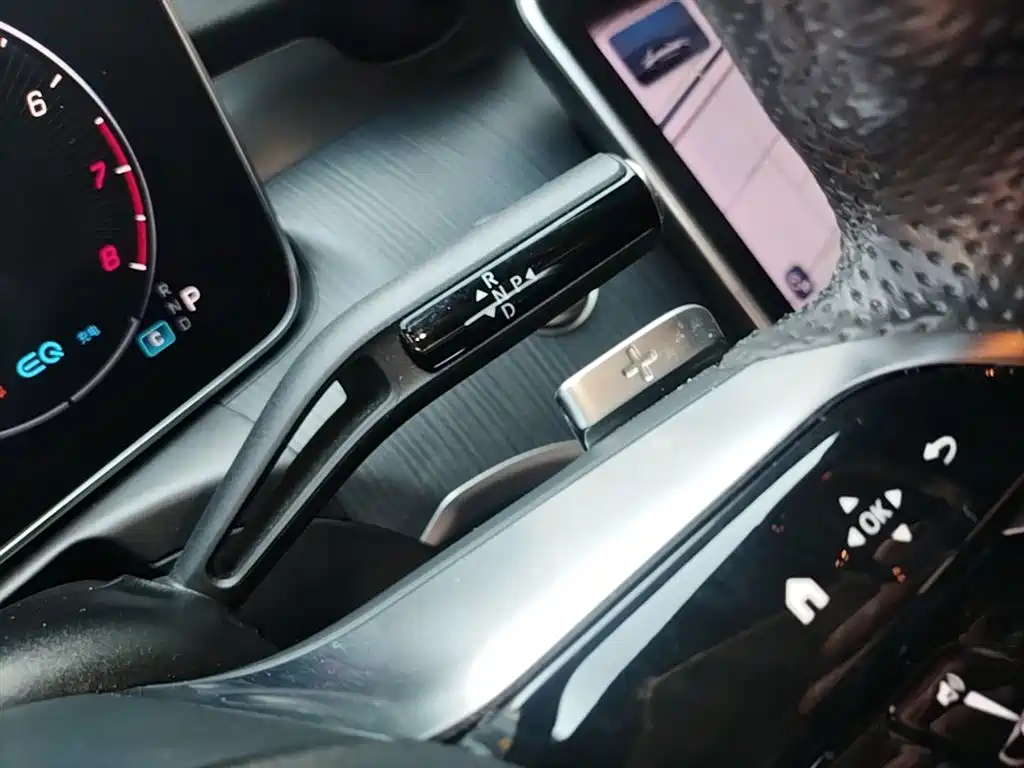 Mercedes-Benz C-Class 2022 Facelift C 200 L Sport фото 10