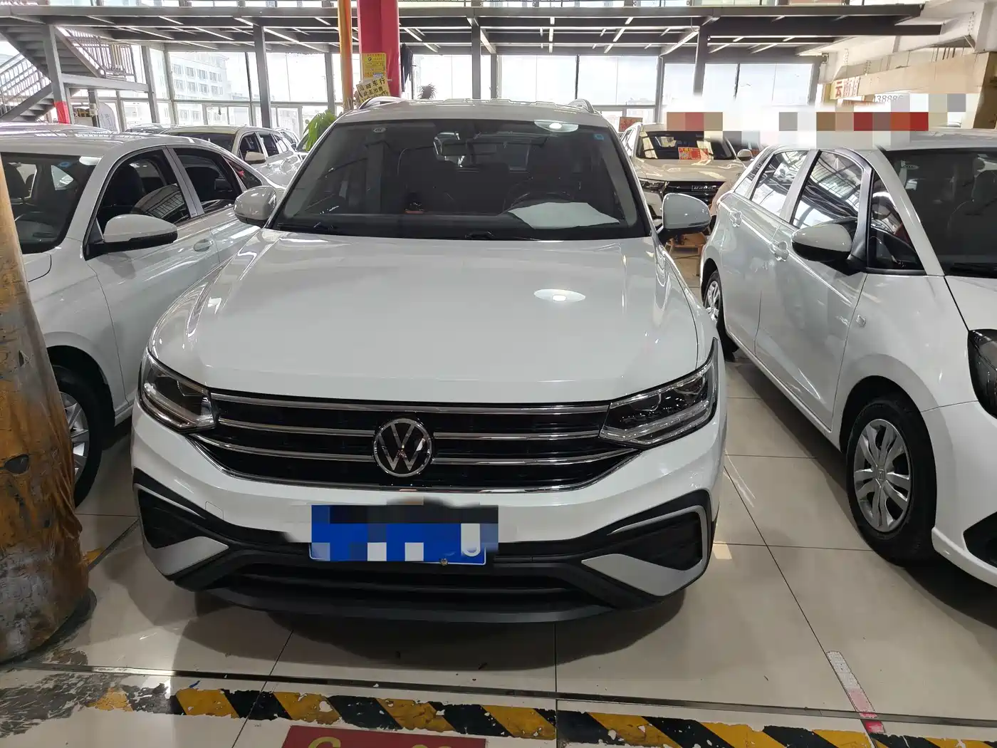 Volkswagen Tiguan L 2022 330TSI Automatic 2WD Comfort Edition фото 2