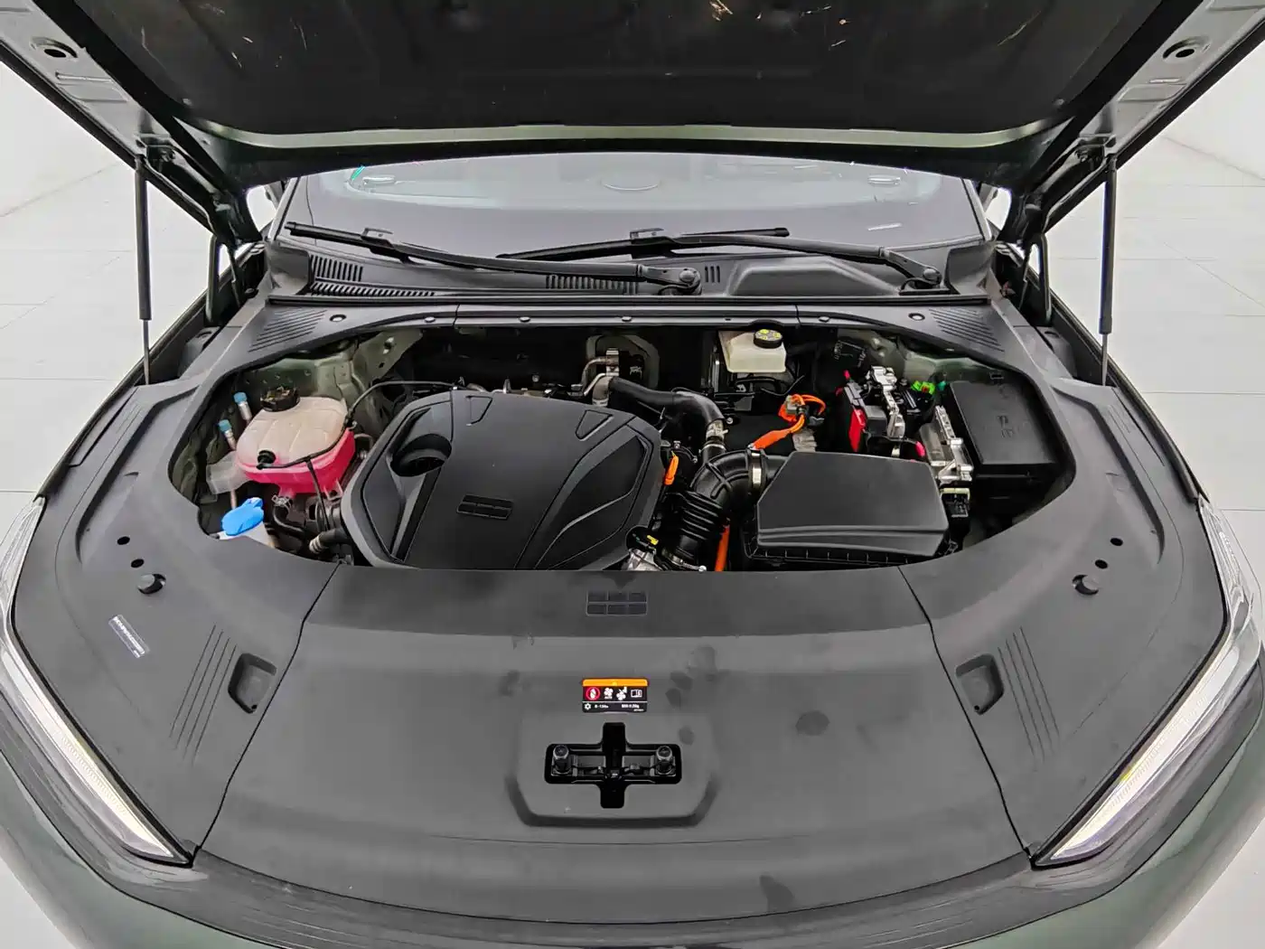 Geely Galaxy Galaxy Xingyao 8 2025 2025 130km EM-i Premium Edition