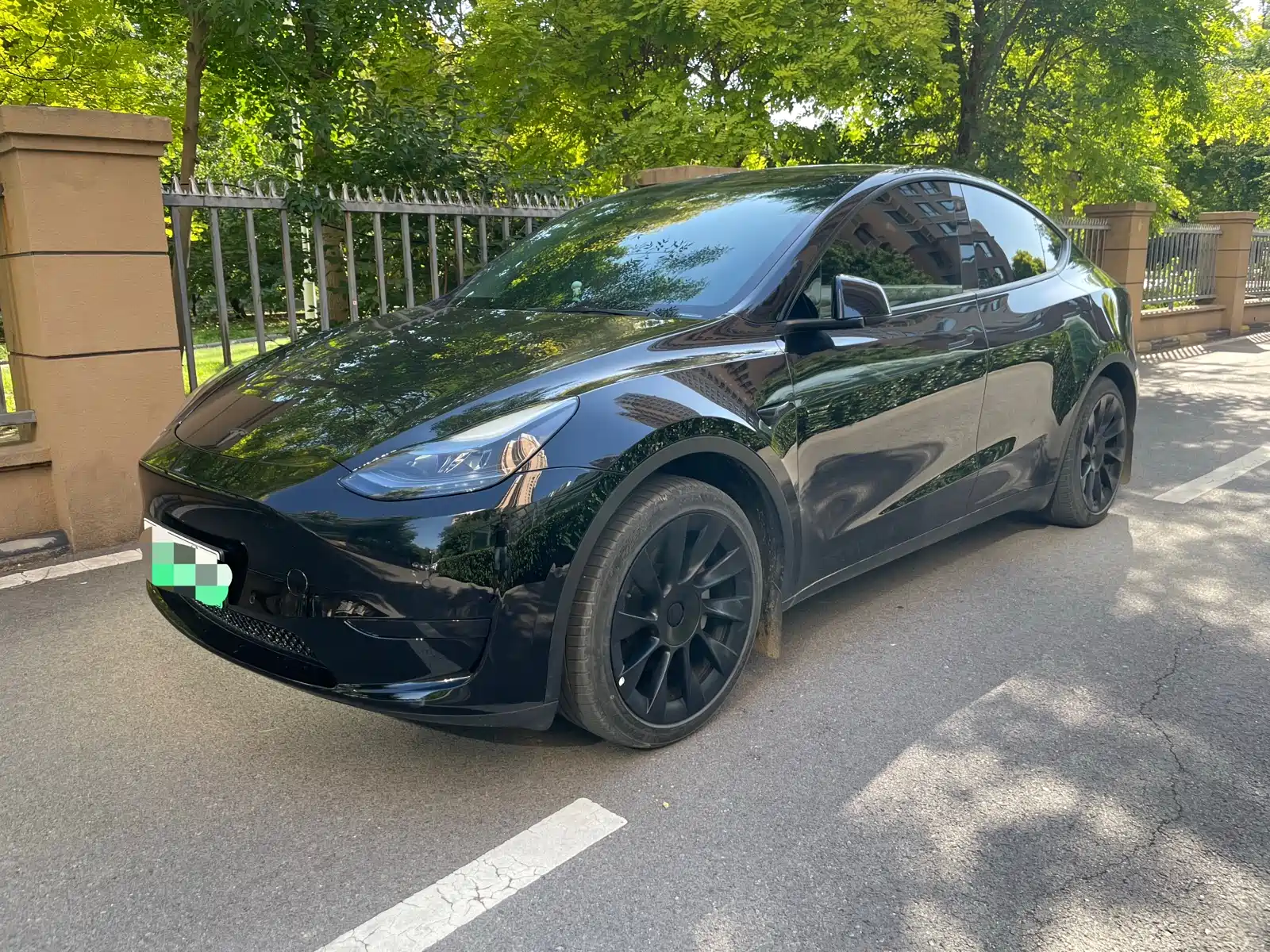 Фото 2 - Tesla Model Y
