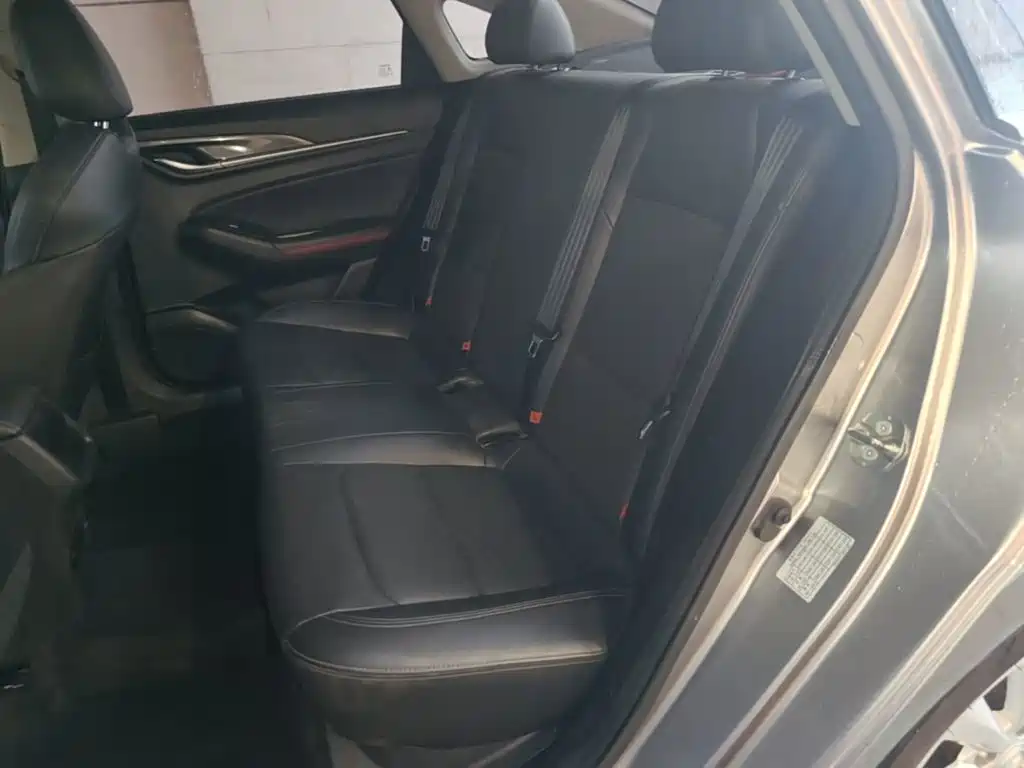 Фото 22 - Changan Eado