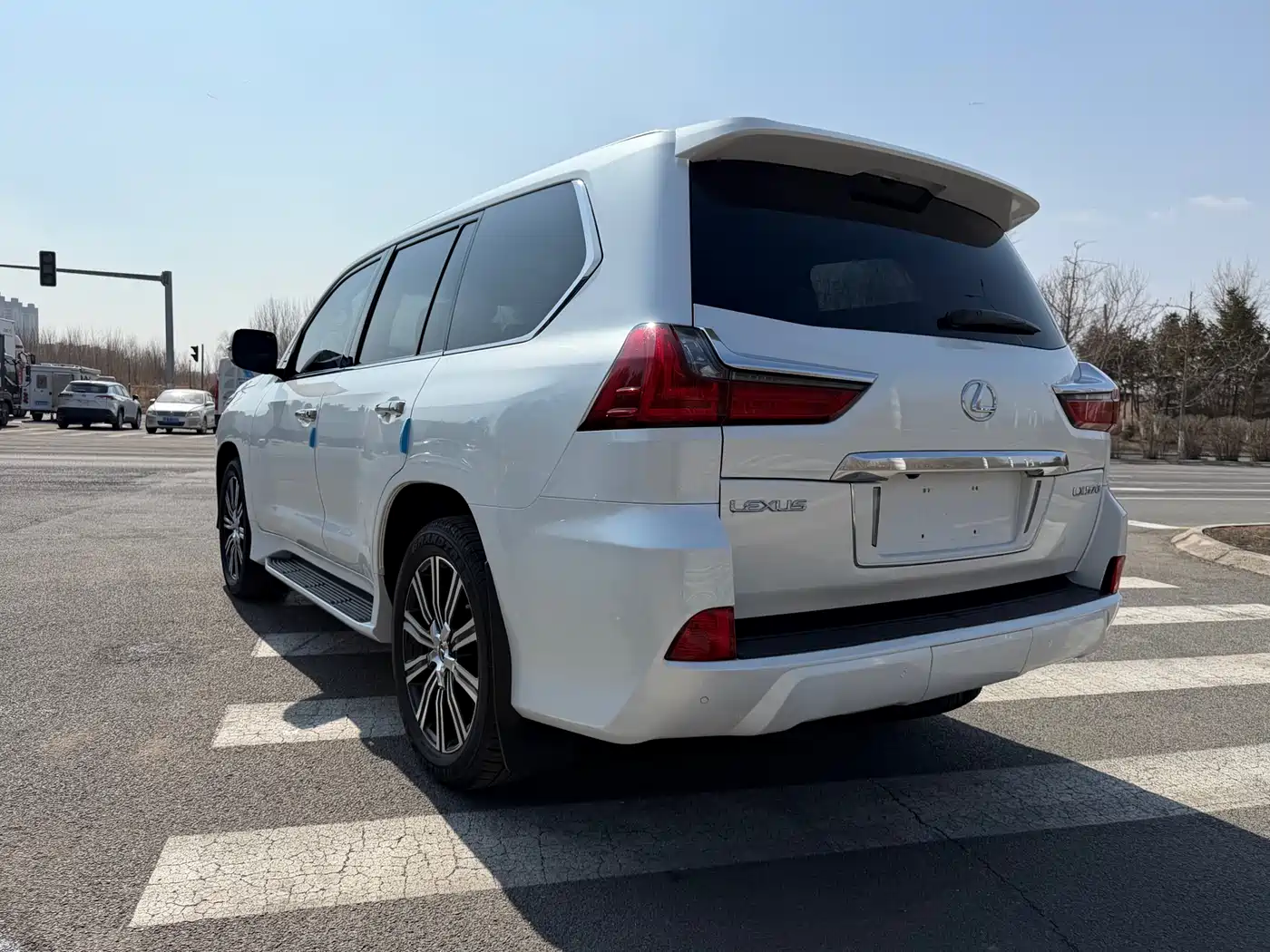 Lexus LX 2019 570 Prestige Luxury Edition фото 6