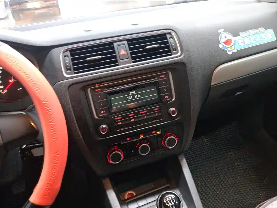 Volkswagen Sagitar 2014 1.6L Manual Comfort фото 13