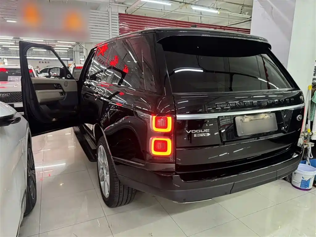 Land Rover Range Rover 2019 3.0 SC V6 Heritage Extended Edition фото 7