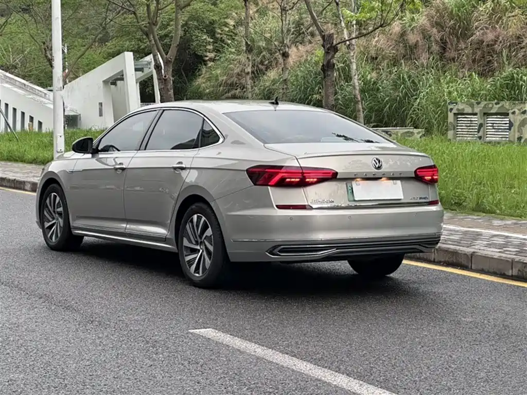 Volkswagen Passat New Energy 2020 430PHEV Hybrid Luxury (China VI) фото 21