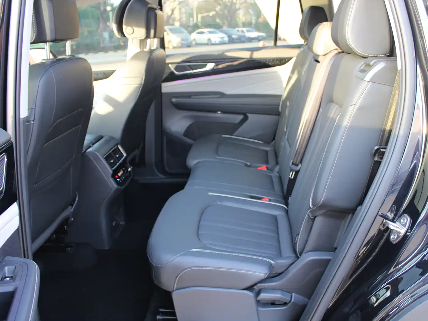 Volkswagen Teramont 2024 380TSI 4WD Prestige Luxury Edition фото 22