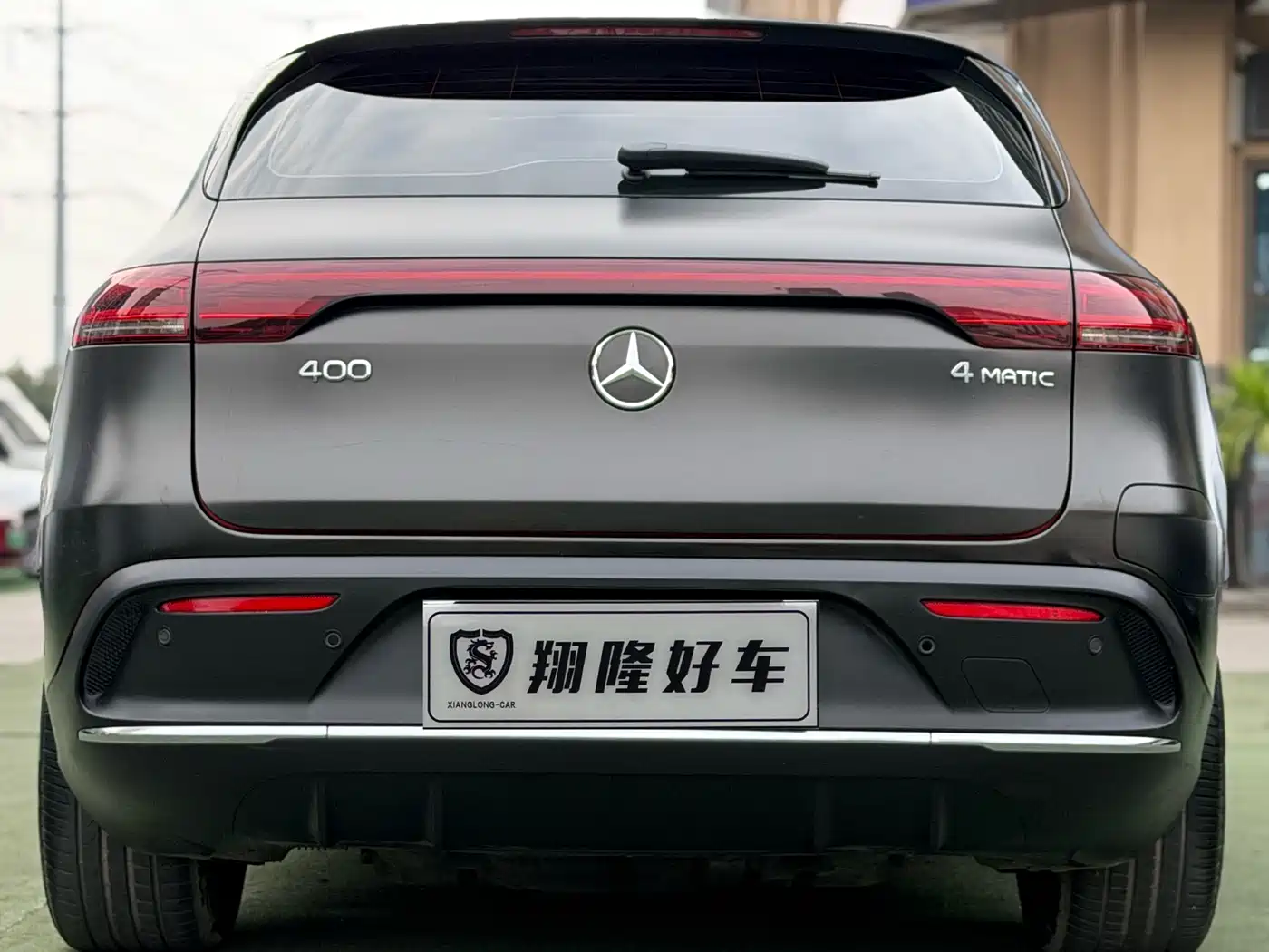MERCEDES-BENZ EQC