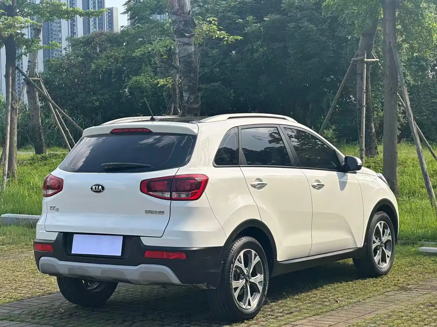 Kia KX3 Smart Run 2017 1.6L Automatic Proud Elegance Edition фото 9