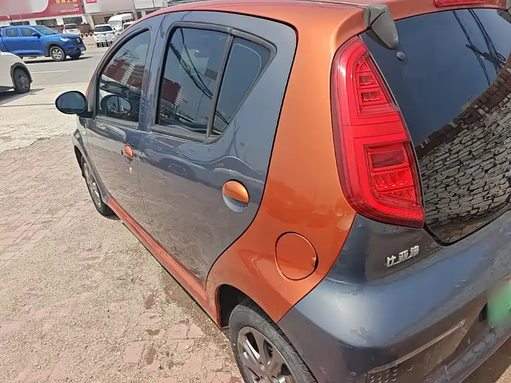 BYD e1 2019 2019 Radiance Edition