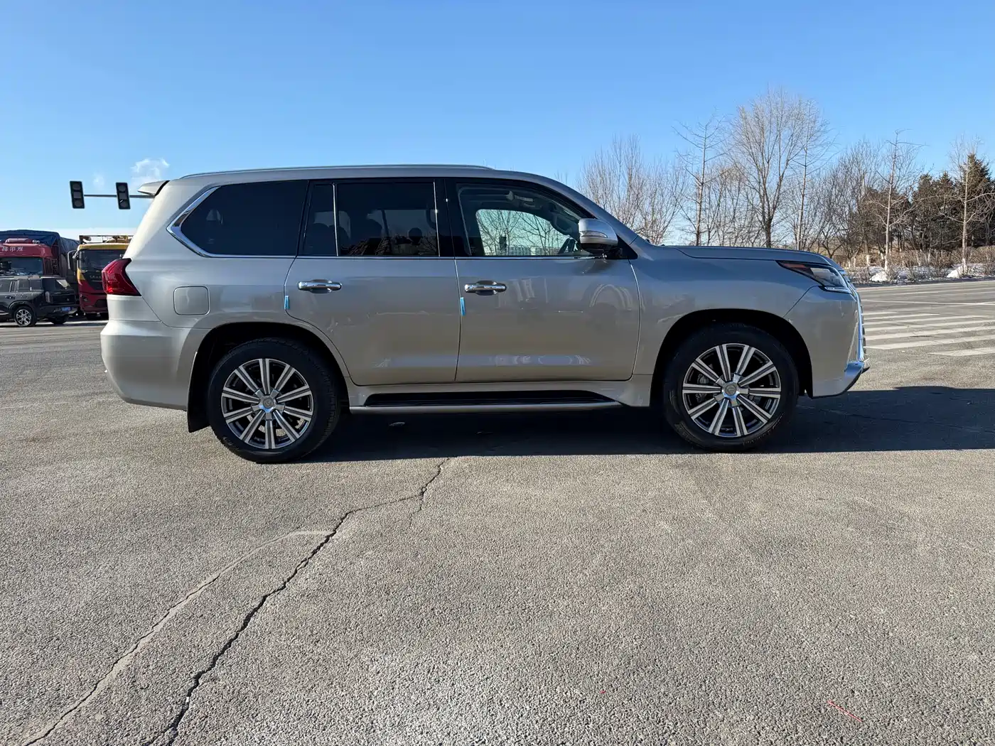 Lexus LX 2016 570 Luxury Premium Edition фото 7