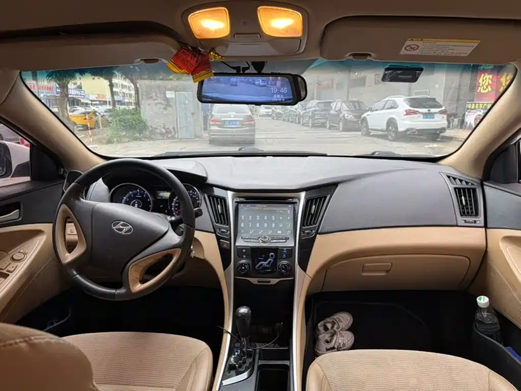Hyundai Sonata 2011 2011 2.0L Automatic Fashion
