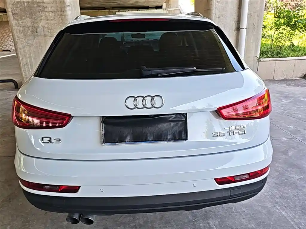 Audi Q3 2018 30th Anniversary Edition 30 TFSI Standard фото 6