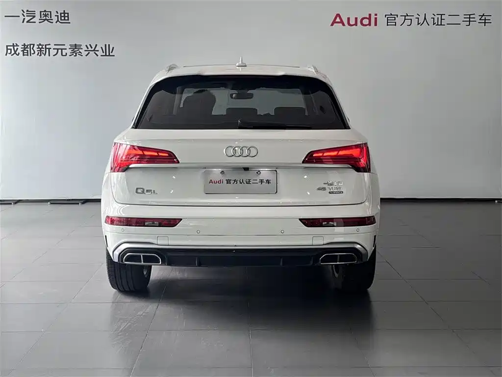 Audi Q5L 2022 45T Luxury Dynamic фото 5