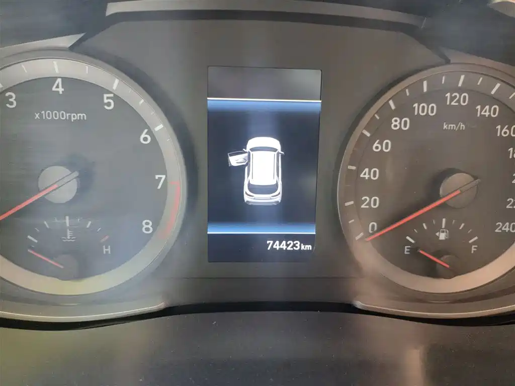 Hyundai Beijing Hyundai ix35 2018 2.0L Automatic 2WD Zhiyong·Enjoyment Edition фото 5