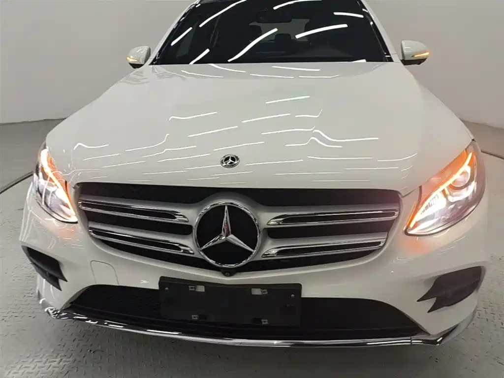 Mercedes-Benz GLC 2017 GLC 260 4MATIC Luxury фото 3
